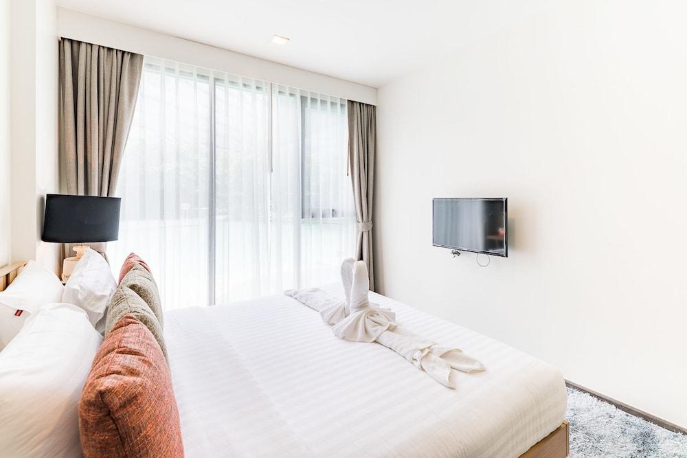 The Deck Condo Patong By Vip Exterior photo