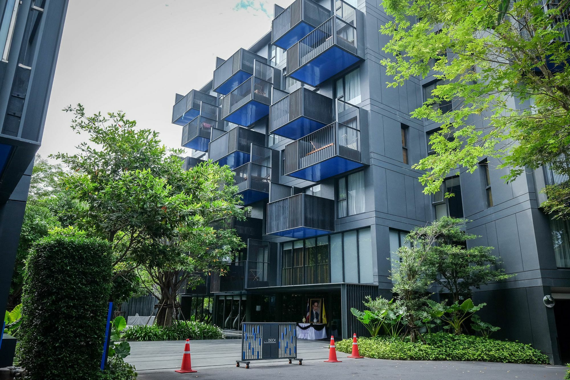 The Deck Condo Patong By Vip Exterior photo